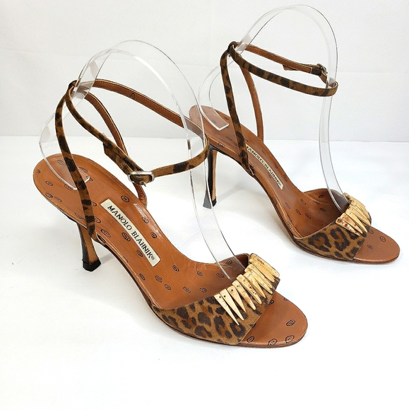 Manolo Blahnik Leopard Print Pumps Size 38/7 - Picture 11 of 13